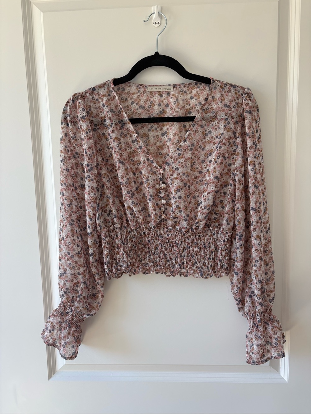 Smocked Floral V-Neck Blouse - Pink